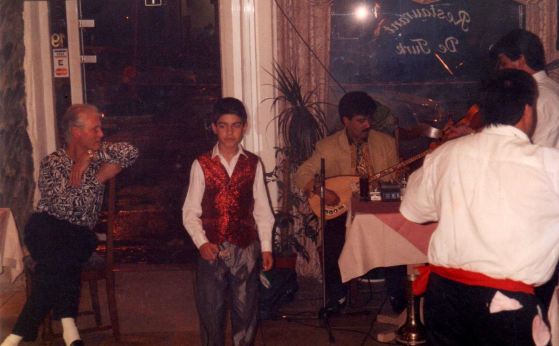 Optreden van de Ibıdıks in restaurant De Turk, jaren 1990